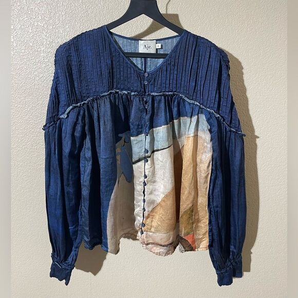 Sold - Picture 1 of 7